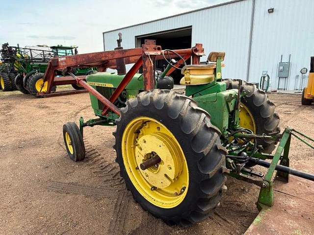 Image of John Deere 3020 equipment image 2