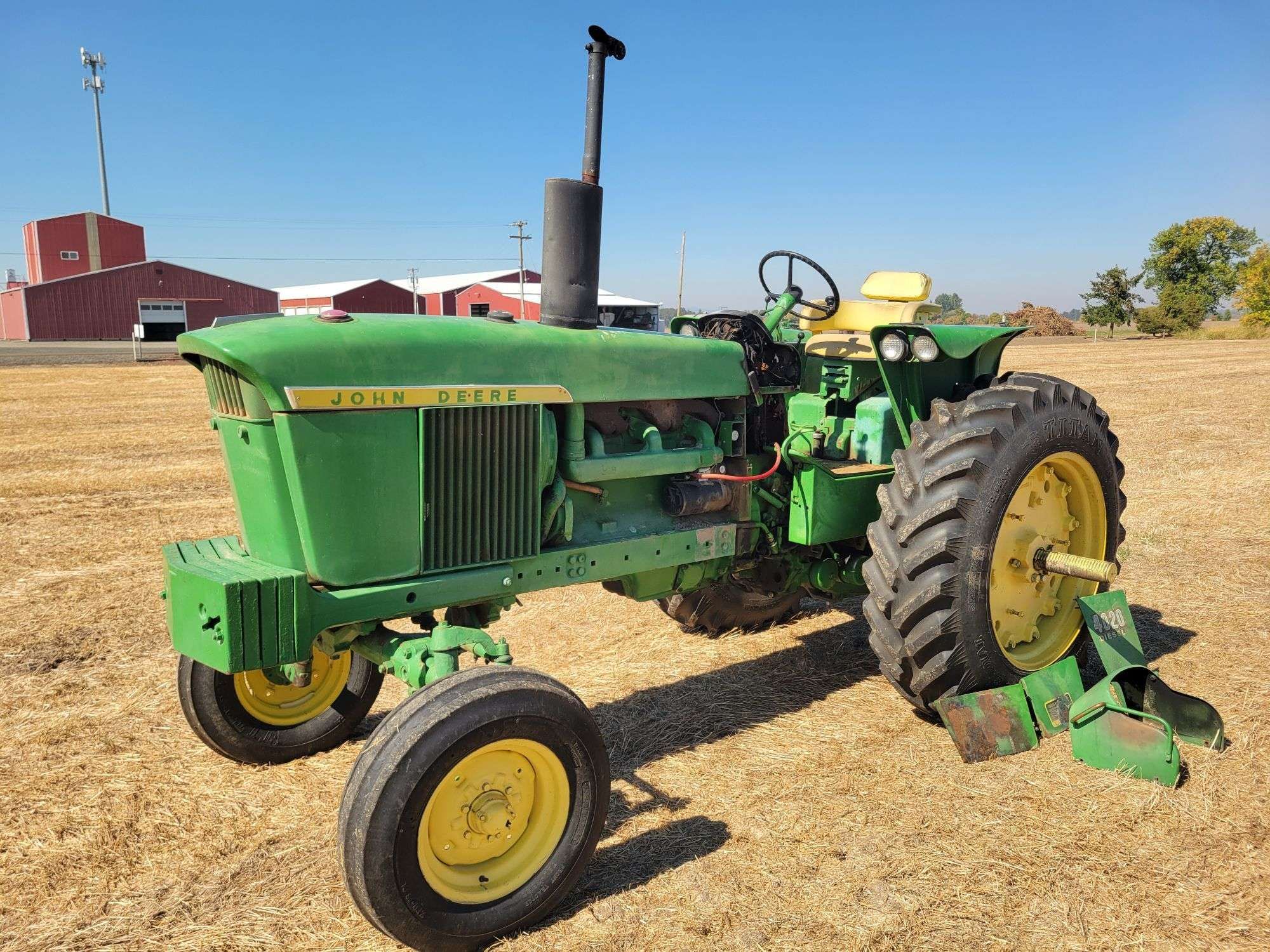 1970 John Deere 4020 Equipment Image0