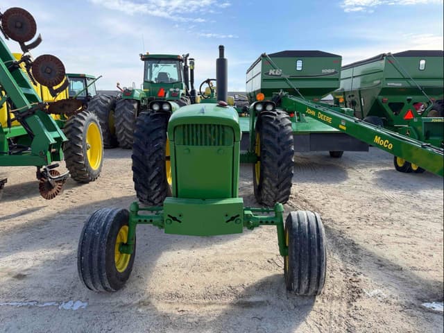 Image of John Deere 4020 equipment image 3