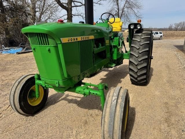 Image of John Deere 4020 equipment image 2
