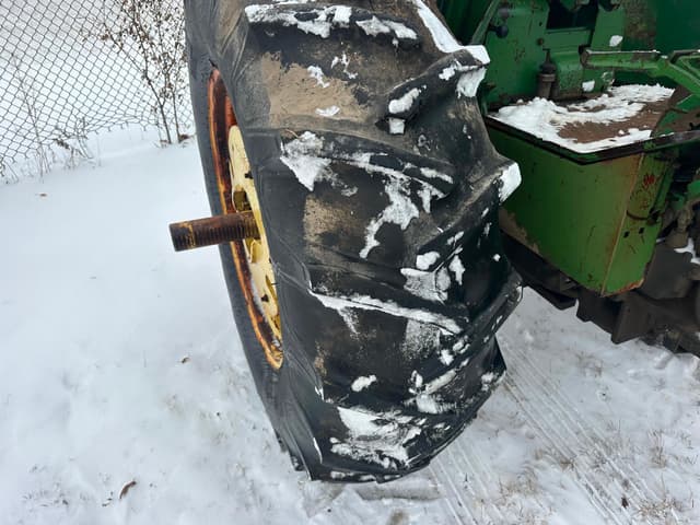 Image of John Deere 4020 equipment image 4