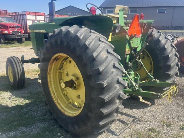 Image of John Deere 4020 equipment image 4