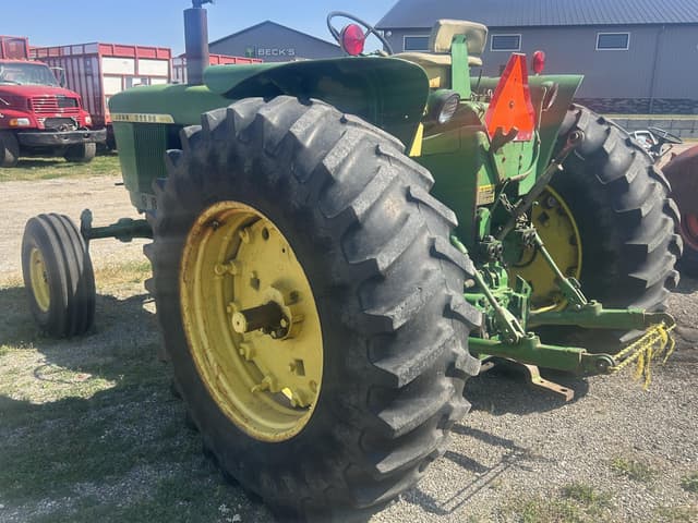 Image of John Deere 4020 equipment image 4