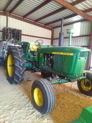 Image of John Deere 4020 equipment image 1