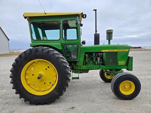 Image of John Deere 4020 equipment image 3