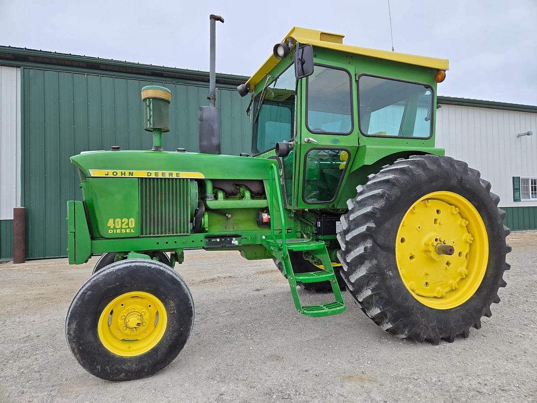 Image of John Deere 4020 Primary image