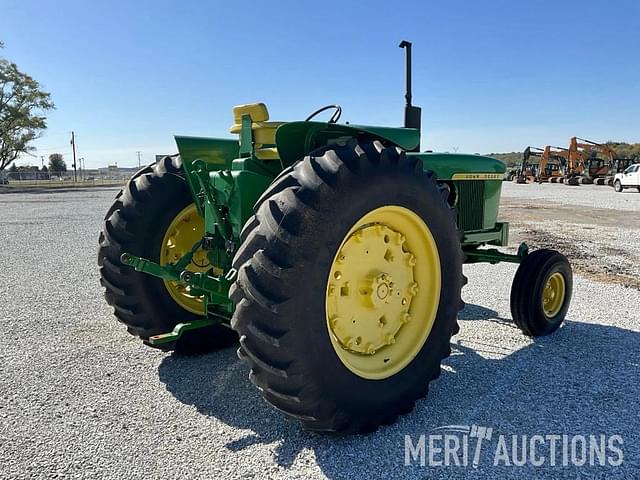 Image of John Deere 4020 equipment image 4