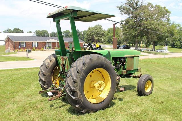 Image of John Deere 4020 equipment image 2