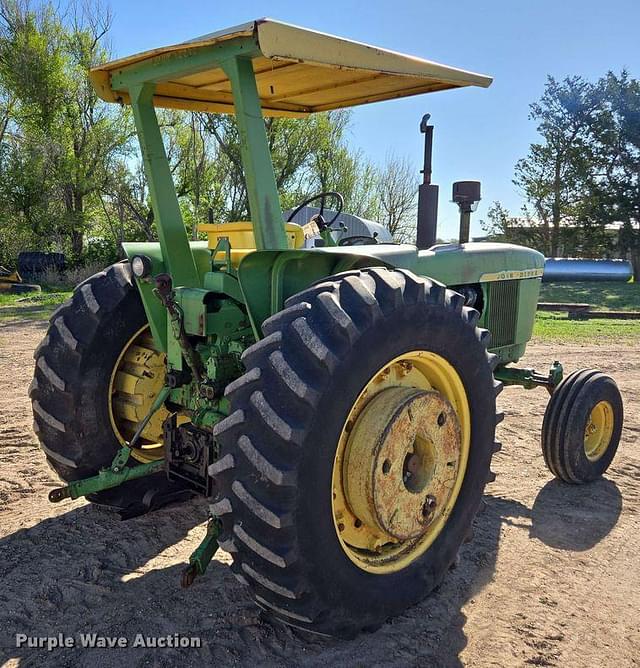 Image of John Deere 4020 equipment image 4