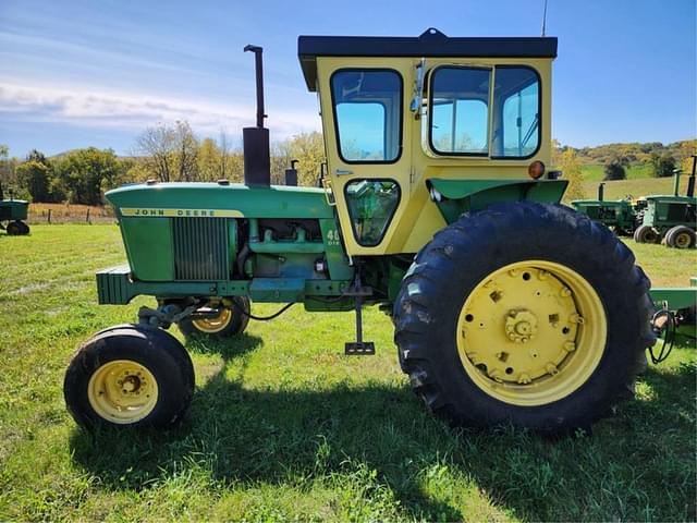 Image of John Deere 4020 equipment image 2