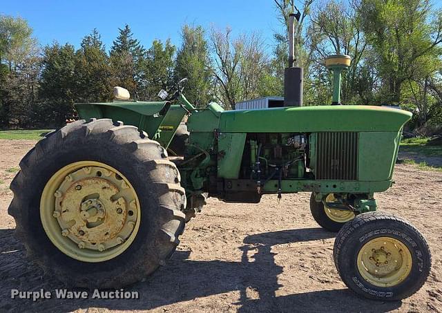 Image of John Deere 4020 equipment image 3