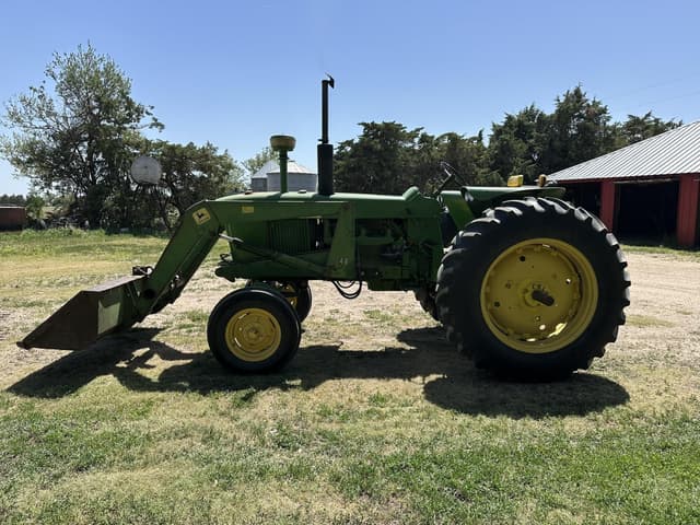 Image of John Deere 4020 equipment image 4
