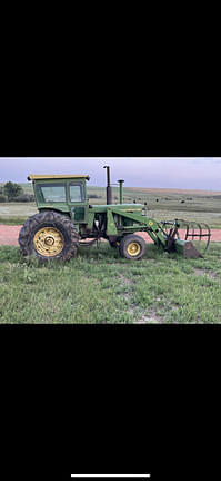 Image of John Deere 4520 equipment image 2