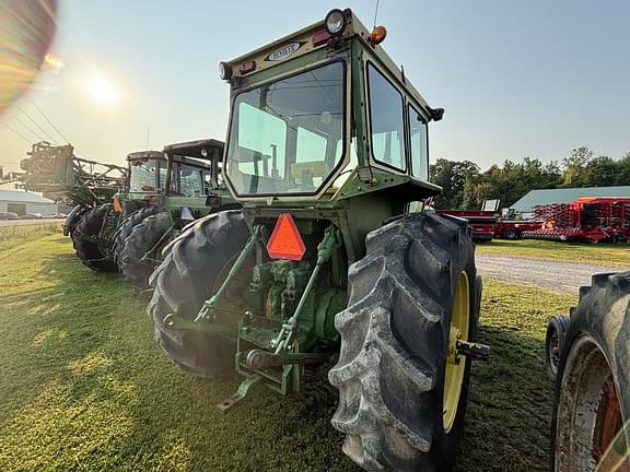 Image of John Deere 4520 equipment image 3