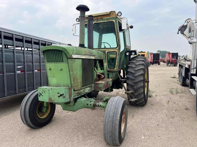 Image of John Deere 4520 equipment image 1
