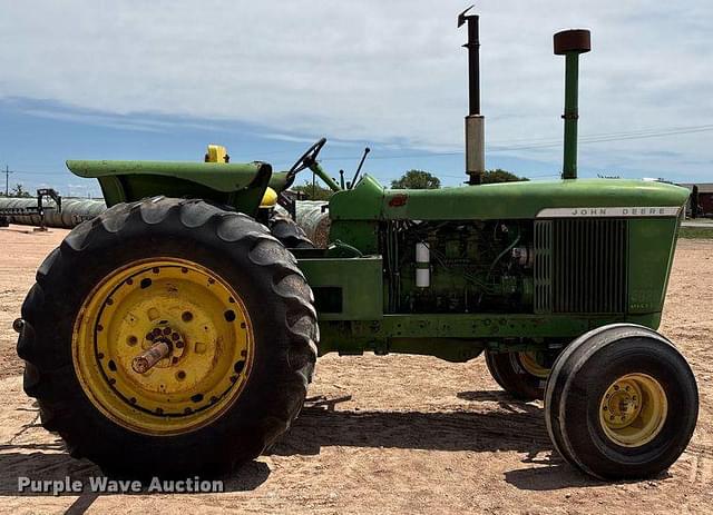 Image of John Deere 5020 equipment image 3