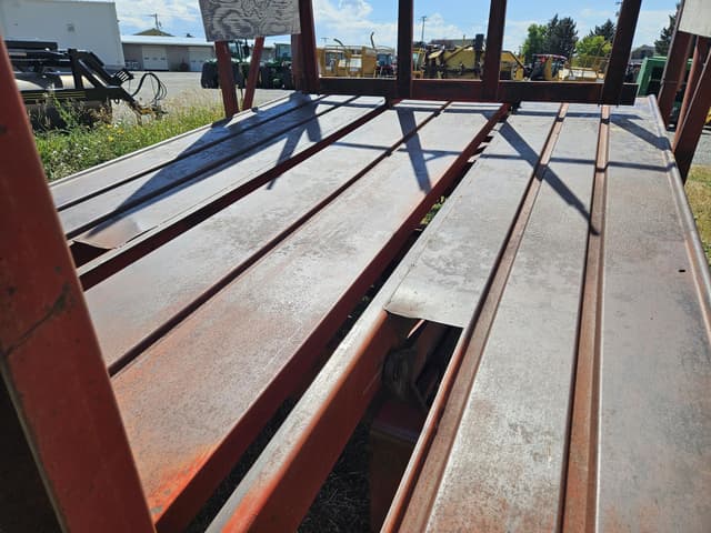 Image of New Holland 1030 equipment image 4