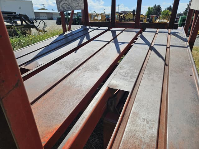 Image of New Holland 1030 equipment image 4