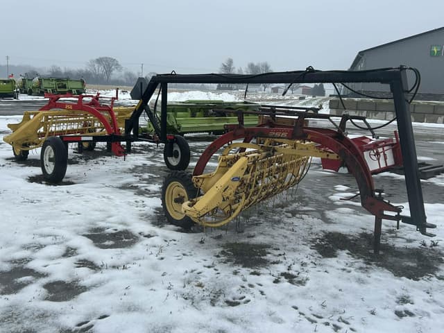 Image of New Holland Rolabar 256 equipment image 3