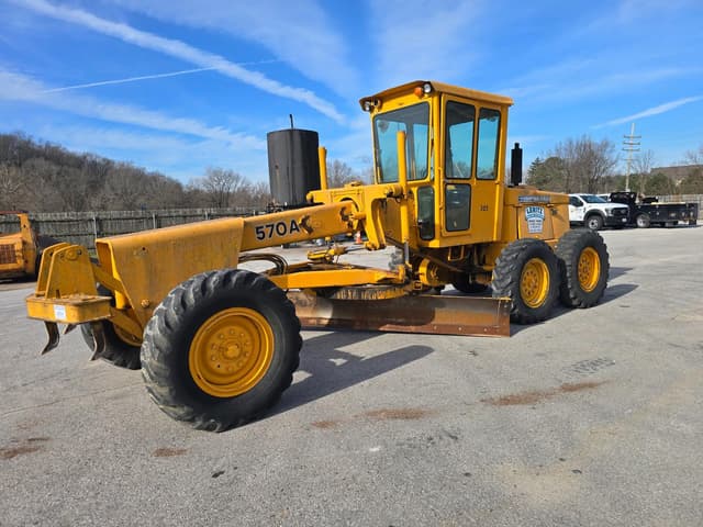 Image of John Deere 570A equipment image 2