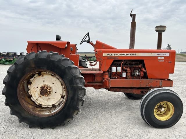 Image of Allis Chalmers 210 equipment image 3