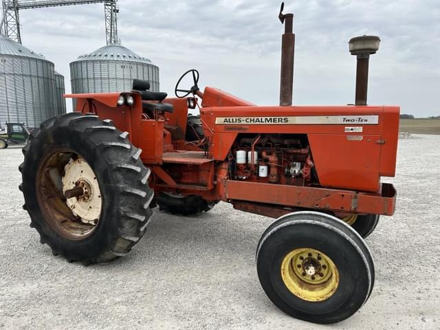 Image of Allis Chalmers 210 equipment image 1