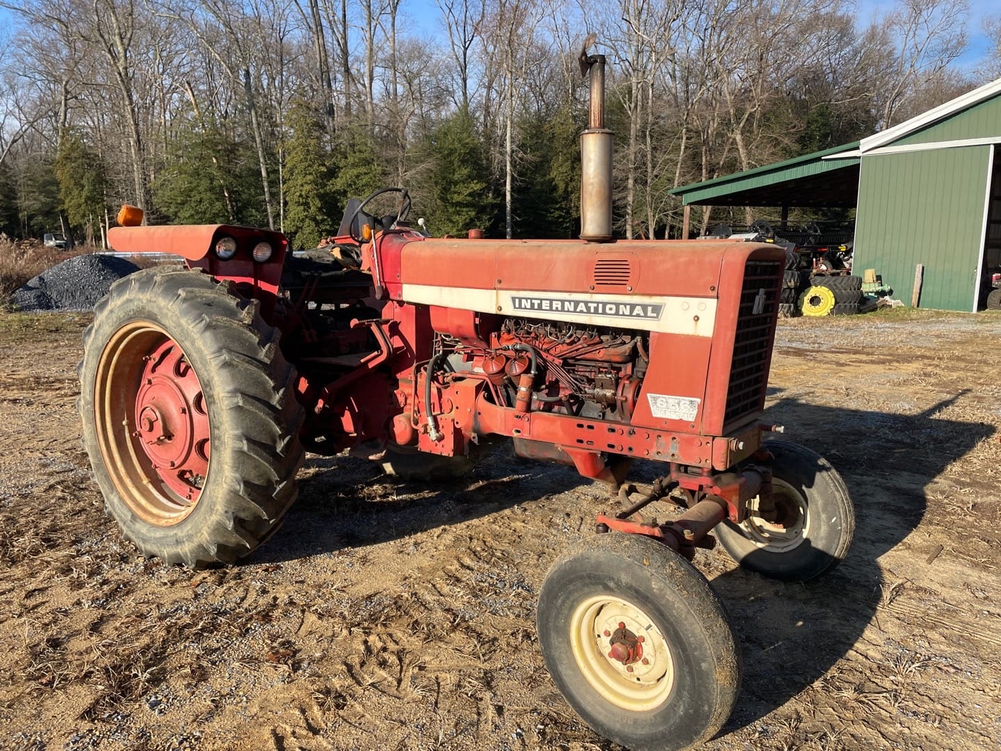 Main image International Harvester 656