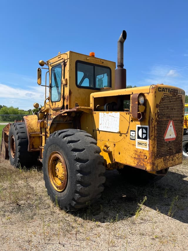 Image of Caterpillar 966C equipment image 3