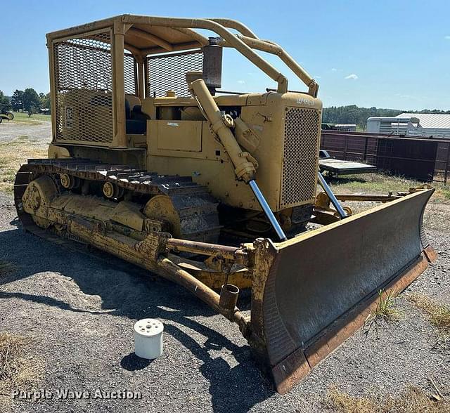 Image of Caterpillar D5 equipment image 2