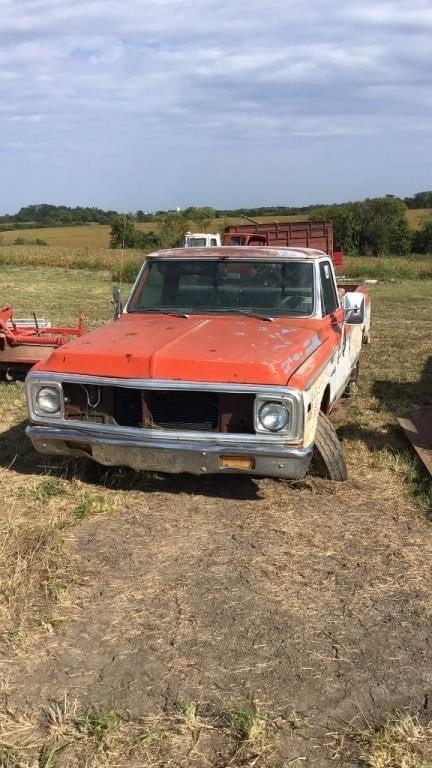 Image of Chevrolet C20 Image 0