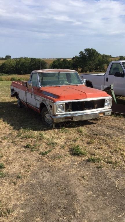 Image of Chevrolet C20 Image 1