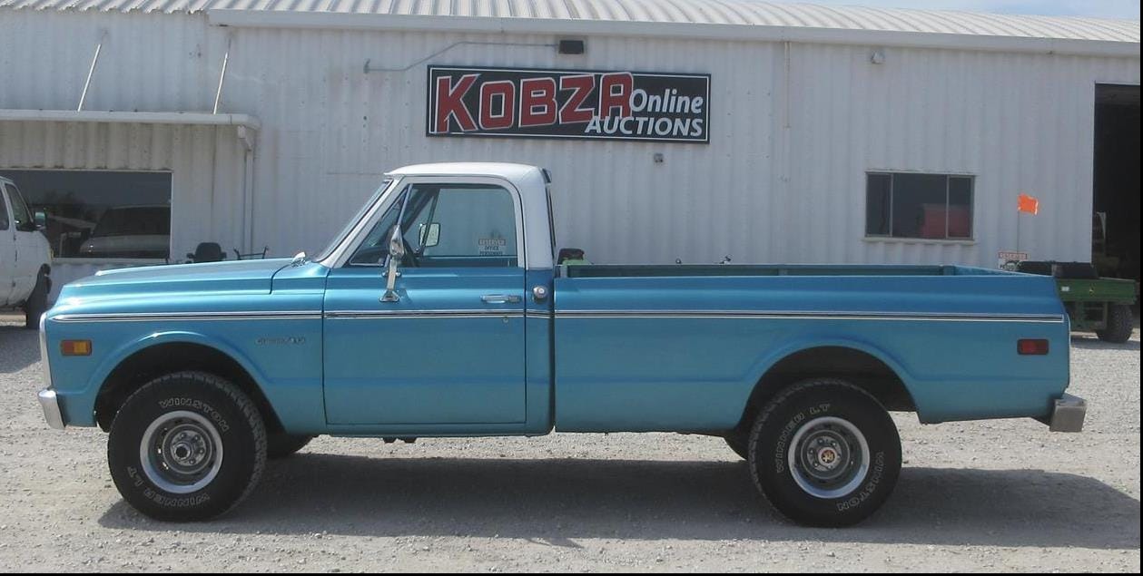 1971 Chevrolet Custom Deluxe 10 Equipment Image0