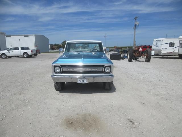 Image of Chevrolet Custom Deluxe 10 equipment image 4