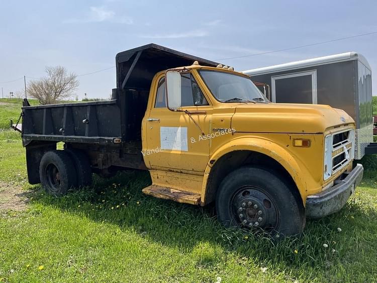 1971 Chevrolet C50 Equipment Image0