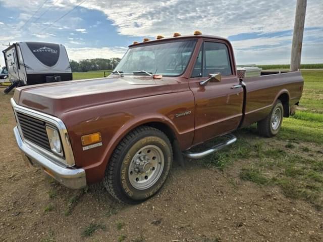 Image of Chevrolet C20 equipment image 1