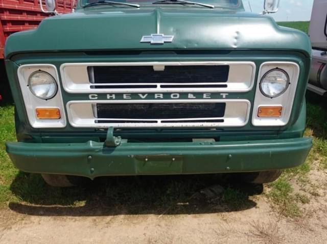Image of Chevrolet C50 equipment image 4