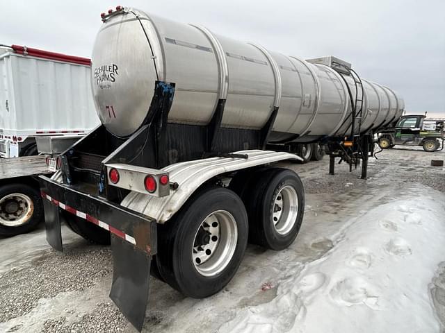 Image of Custom Built Tanker Trailer  equipment image 4