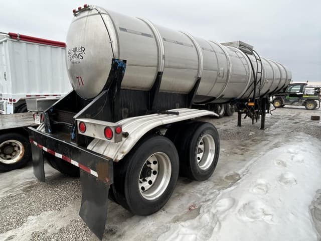 Image of Custom Built Tanker Trailer equipment image 4