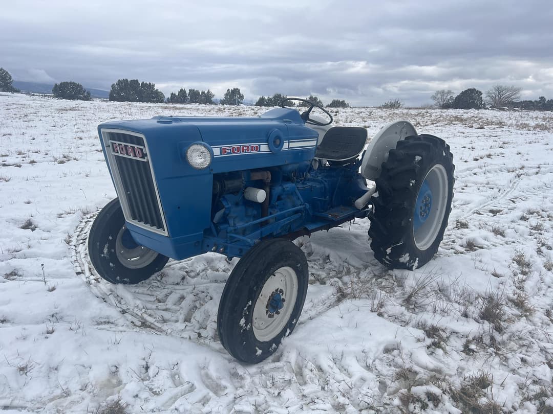 Image of Ford 2000 Primary image