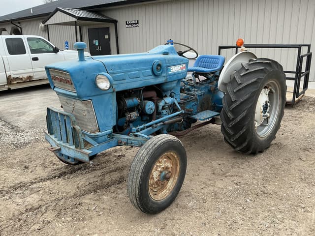 Image of Ford 3000 equipment image 1