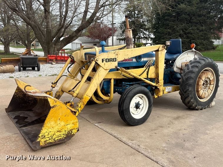 1971 Ford 3000 Equipment Image0