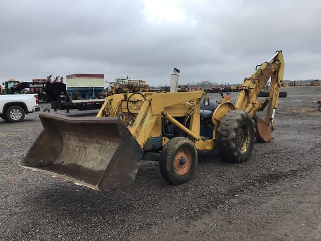 Image of Ford 4500 equipment image 3