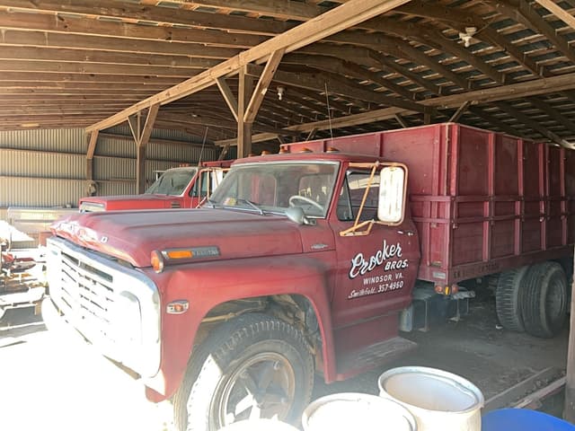 Image of Ford F600 equipment image 2