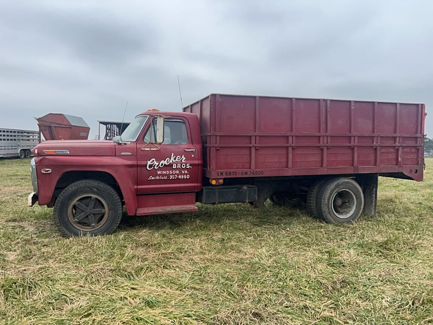 1971 Ford F600 Equipment Image0