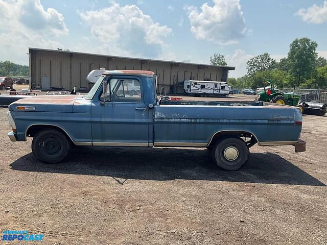 Image of Ford F-100 equipment image 1