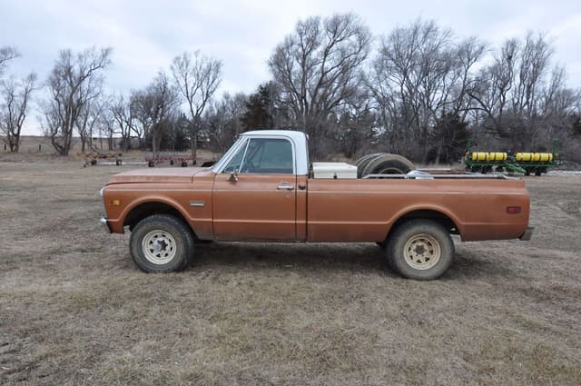 Image of GMC 1500 equipment image 2