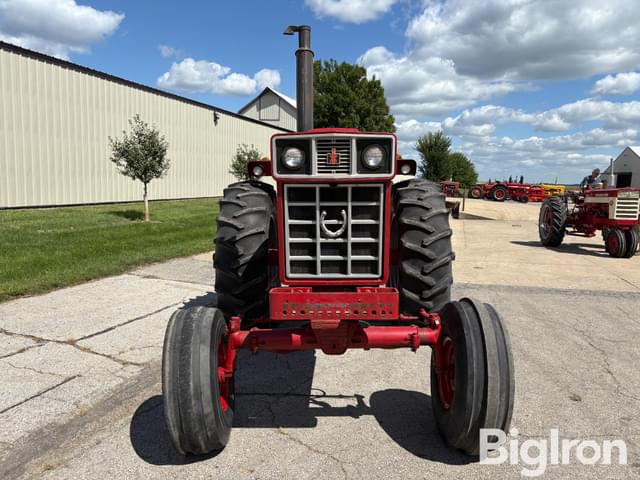 Image of International Harvester 1566 equipment image 1