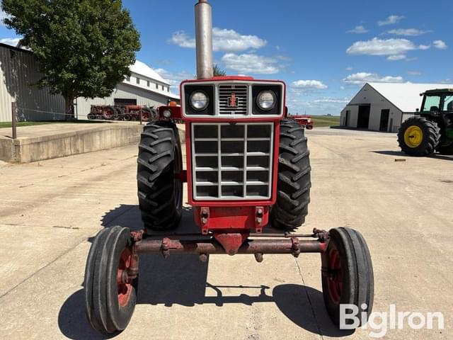 Image of International Harvester 966 equipment image 1