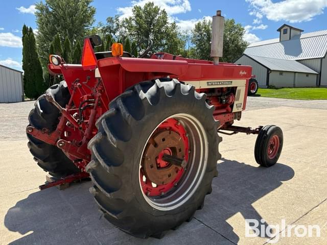 Image of International Harvester 966 equipment image 4