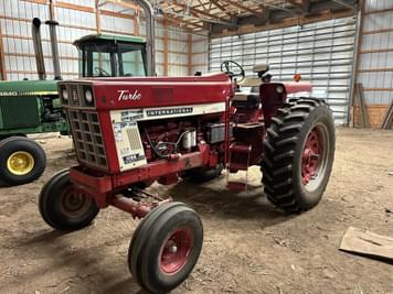 Main image International Harvester 1066